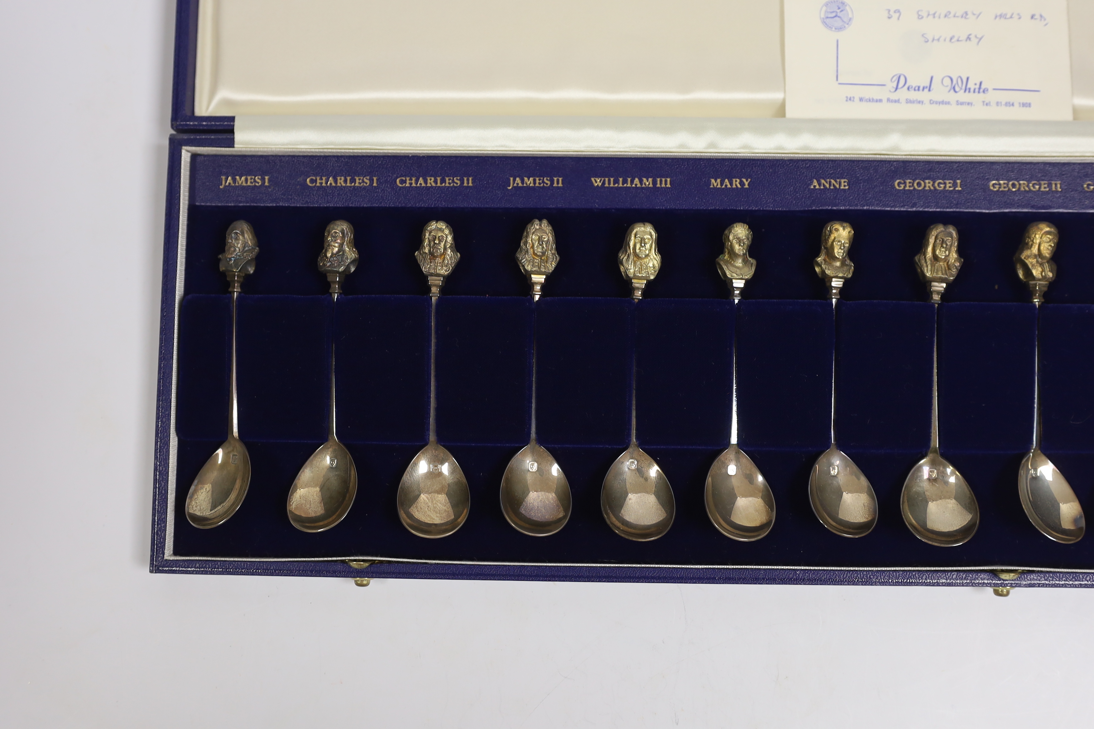 A limited edition cased set of 'American Royal Family 1607-1776', parcel gilt silver spoons, numbered 181/750, Library of Imperial History, London, 1975, 11.1cm.